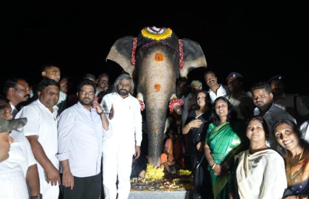 ಅರ್ಜುನ ಭೌತಿಕವಾಗಿ ಇಲ್ಲದಿದ್ದರೂ ಕನ್ನಡಿಗರ ಹೃದಯದಲ್ಲಿ ನೆಲೆಸಿದ್ದಾನೆ: ಈಶ್ವರ ಖಂಡ್ರೆ.