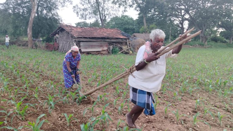 ಮಾನವೀಯತೆ ಮೆರೆದ ಕಾರ್ಮಿಕ ಸಚಿವ ಸಂತೋಷ್‌ ಲಾಡ್‌